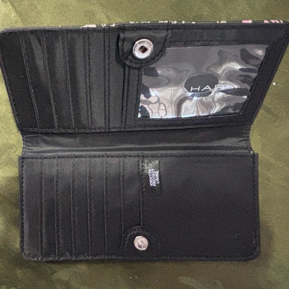 Tahari Black and Pink Paris Wallet - Picture 4 of 6